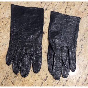Vintage Womens Size M 7 Black Leather Short Gloves